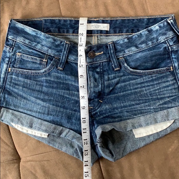 Abercrombie and Fitch jean shorts - Picture 5 of 5